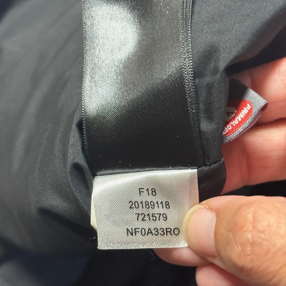 The North Face Jacket Mens S Junction Gray Primaloft Quilted NF0A33RO EUC
